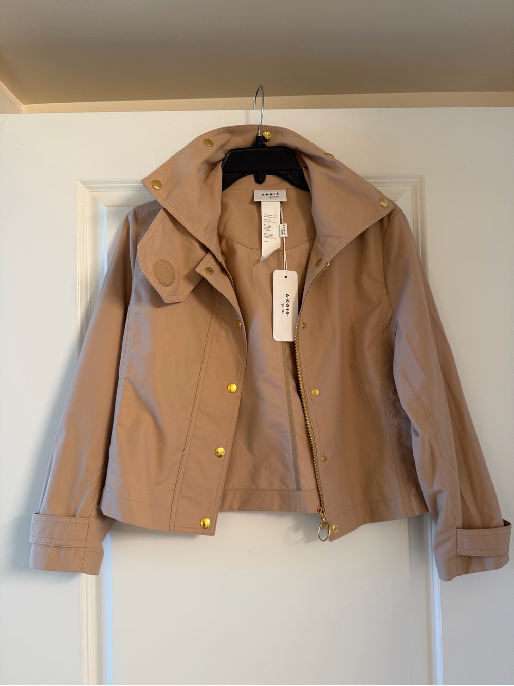 Akris Punto Tan Short Utility Jacket with Gold Hardware